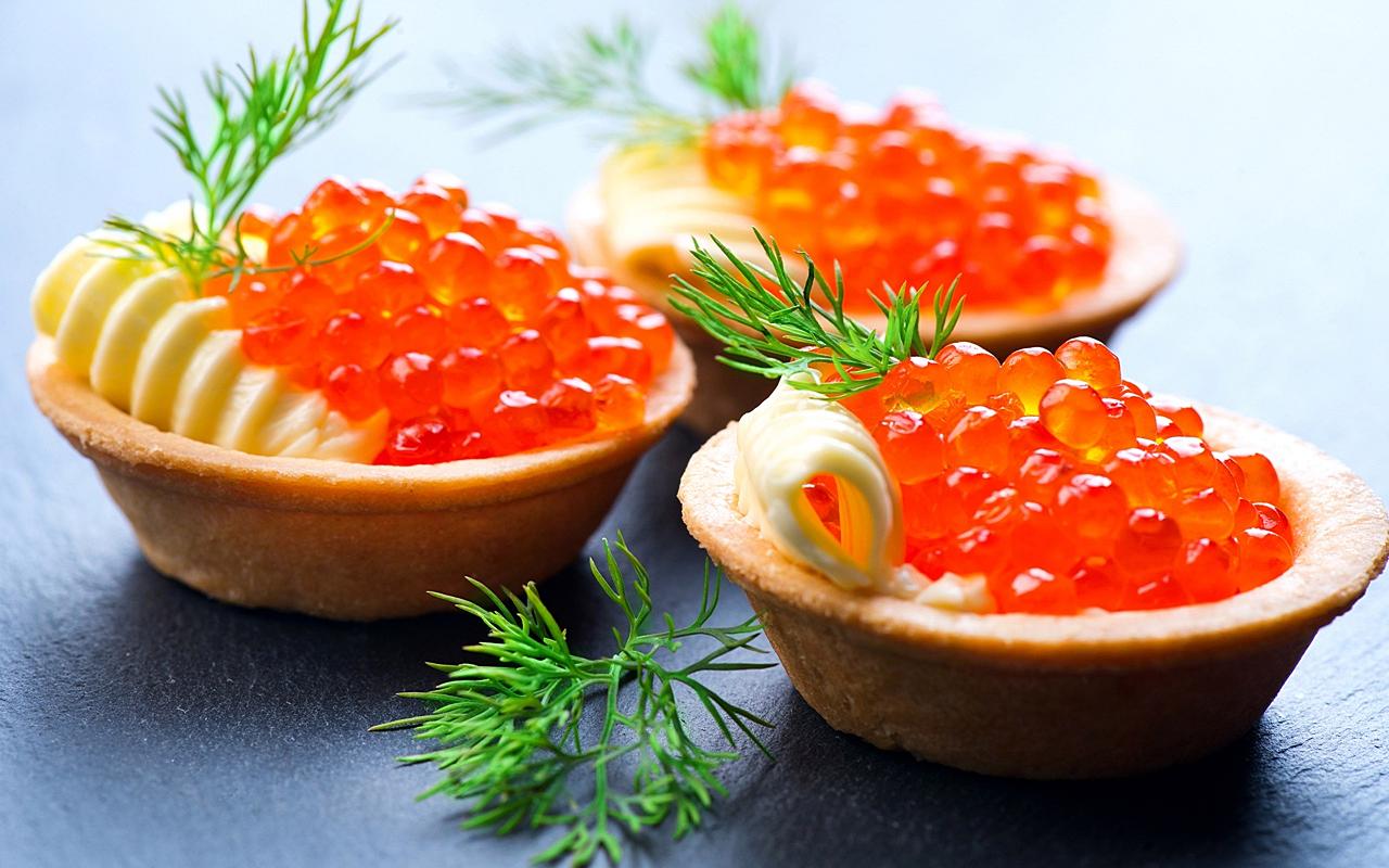 How to Eat Caviar?